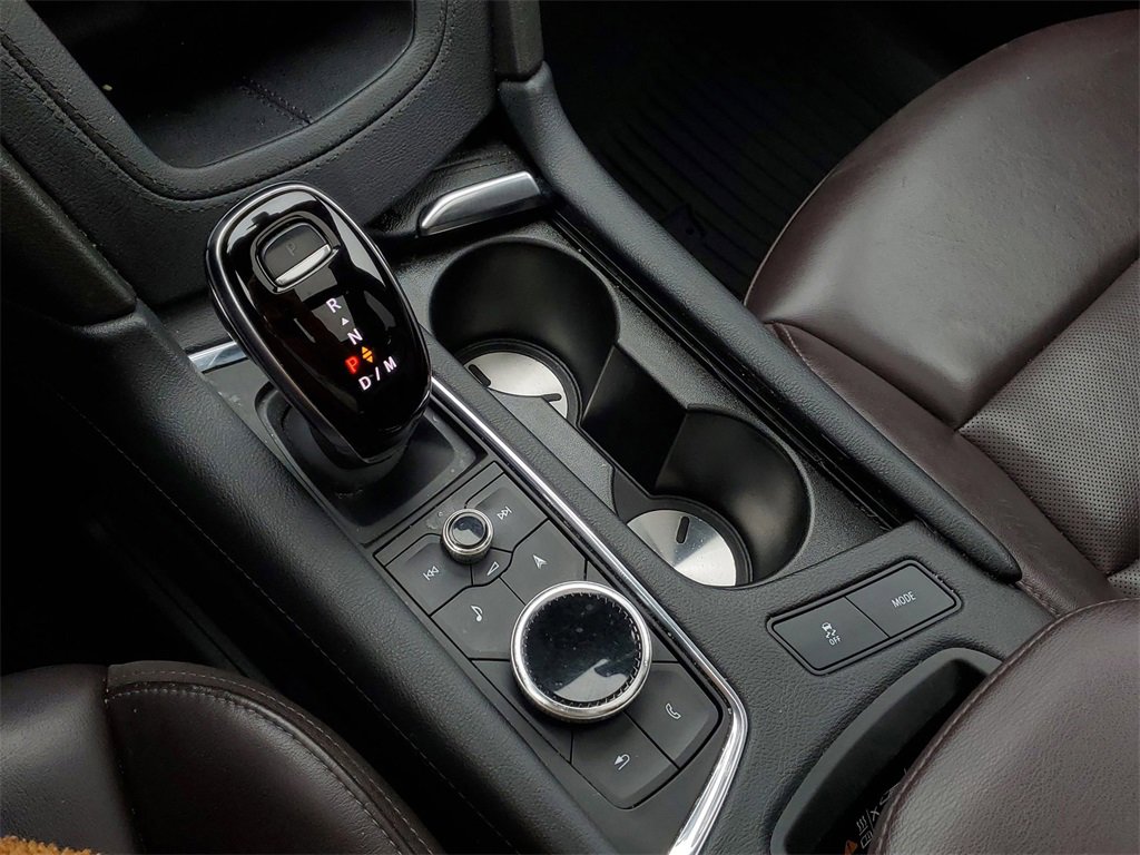 Used 2021 Cadillac XT6 Premium Luxury image 28