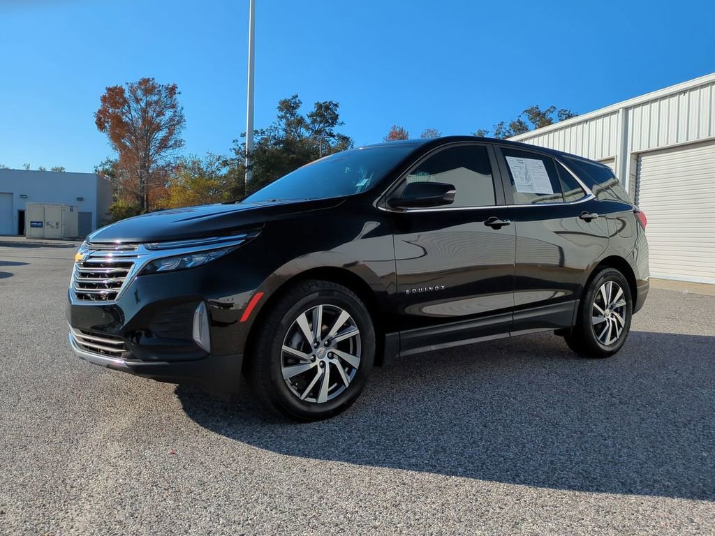 Used 2024 Chevrolet Equinox LT image 1