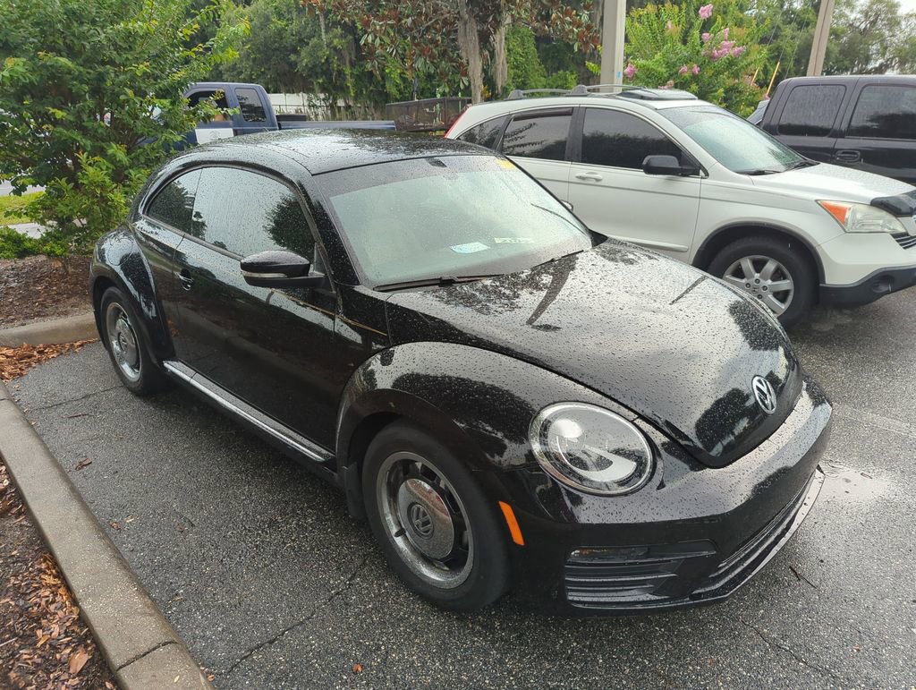 Used 2018 Volkswagen Beetle 2.0T Coast FWD video 1