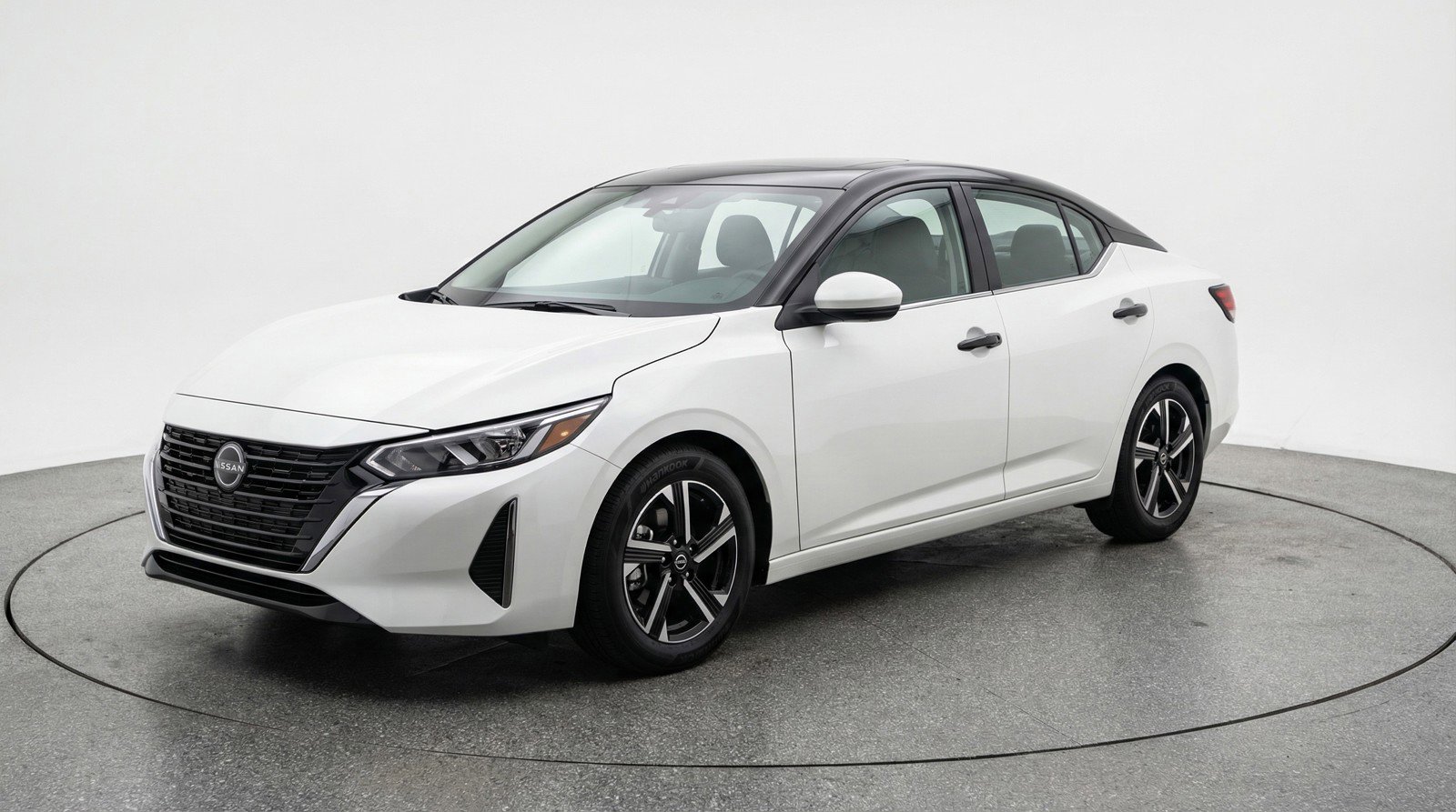 Used 2025 Nissan Sentra SV FWD image 3