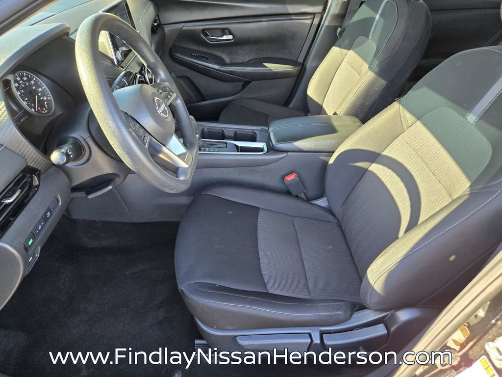 Used 2024 Nissan Sentra SV FWD image 10