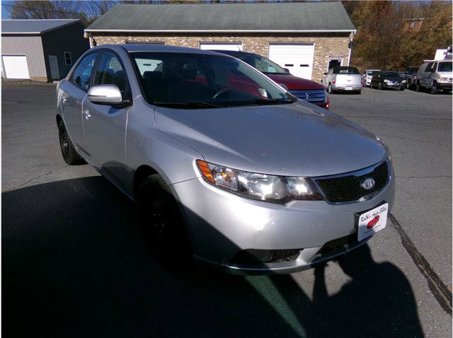 Used 2013 Kia Forte EX image 3
