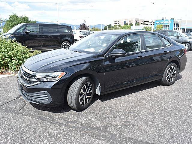 Used 2023 Volkswagen Jetta S image 3