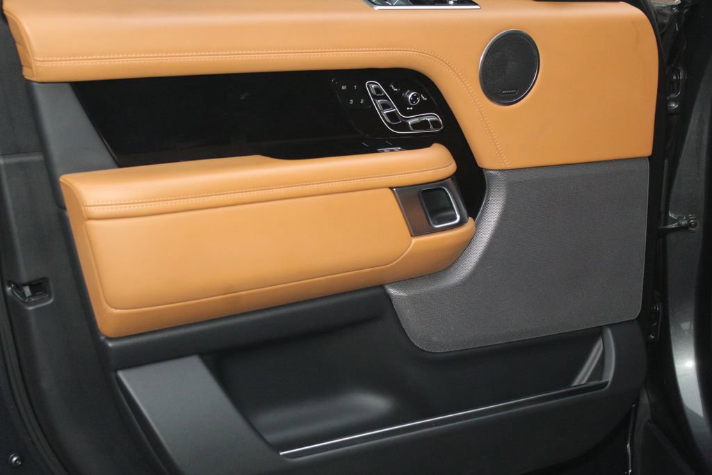 Used 2021 Land Rover Range Rover Autobiography Fifty Edition image 21