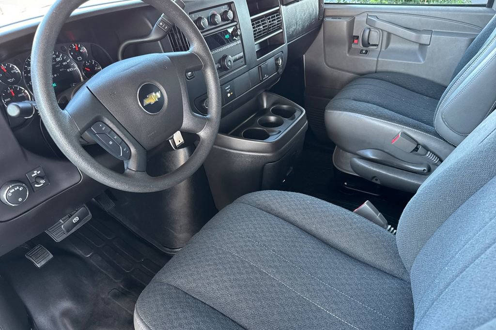 Used 2024 Chevrolet Express 2500 w/ Driver Convenience Package image 5