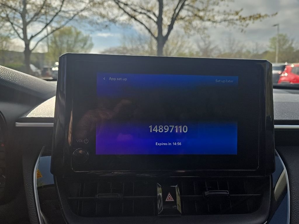 Used 2024 Toyota Corolla Cross LE image 3