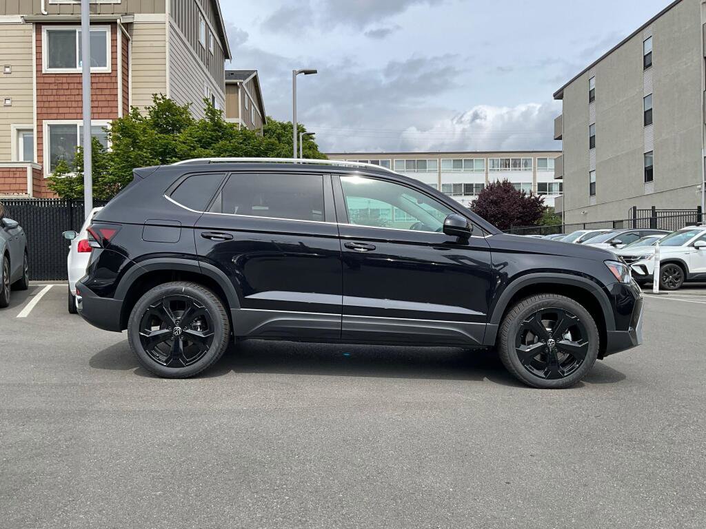 New 2026 Volkswagen Taos SEL AWD/4WD image 9