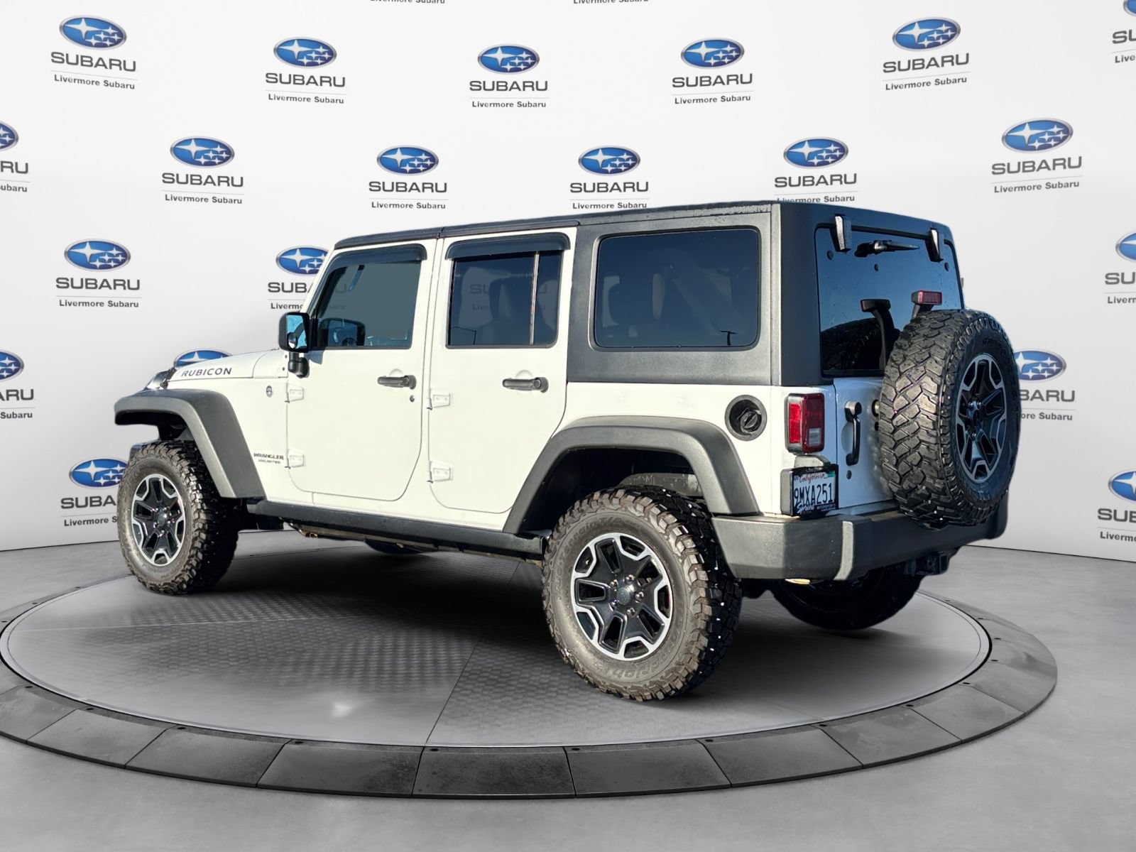 Used 2012 Jeep Wrangler Unlimited Rubicon w/ Connectivity Group AWD/4WD image 4