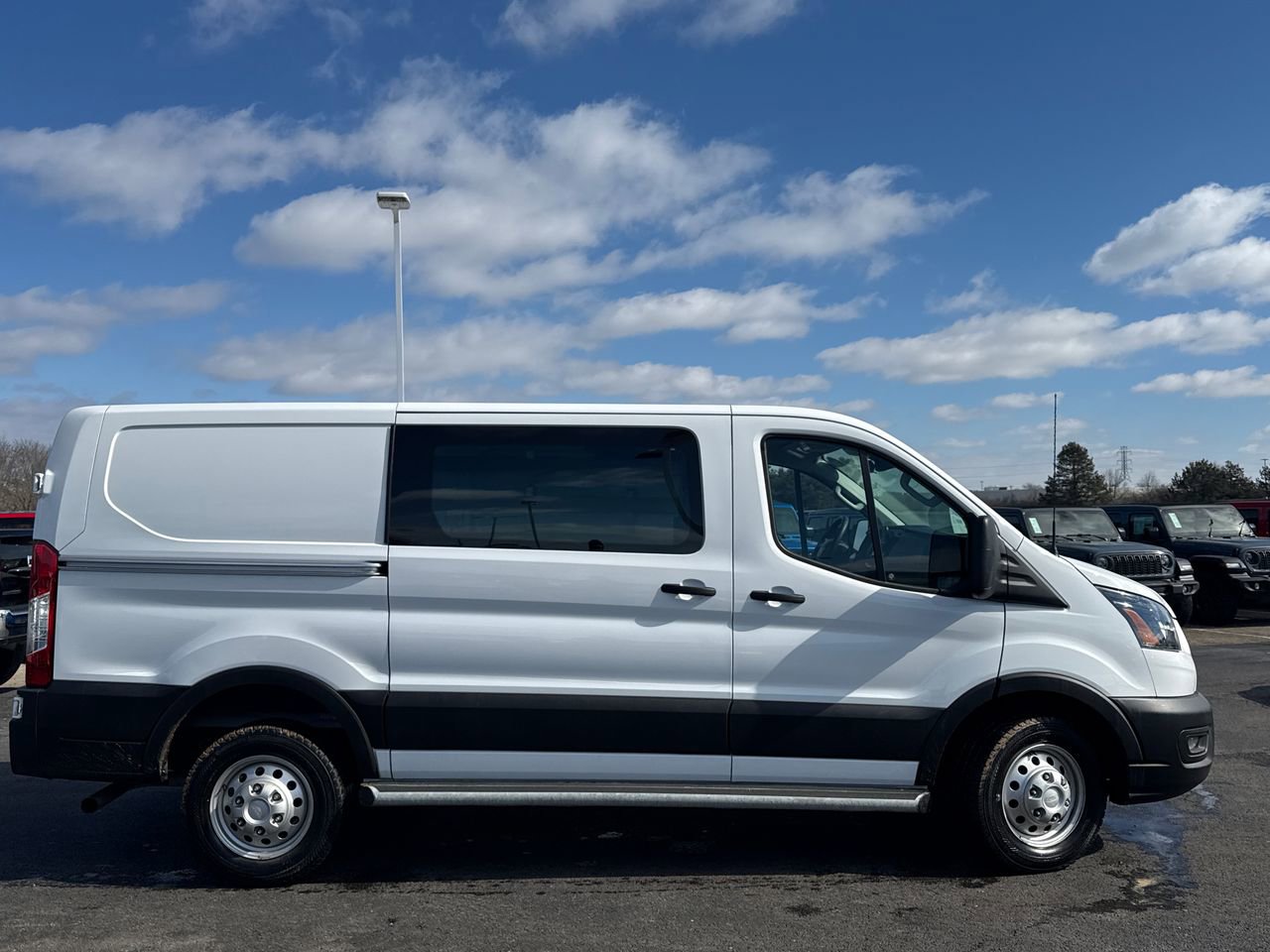 Used 2024 Ford Transit 250 Low Roof AWD w/ Exterior Upgrade Package video 2