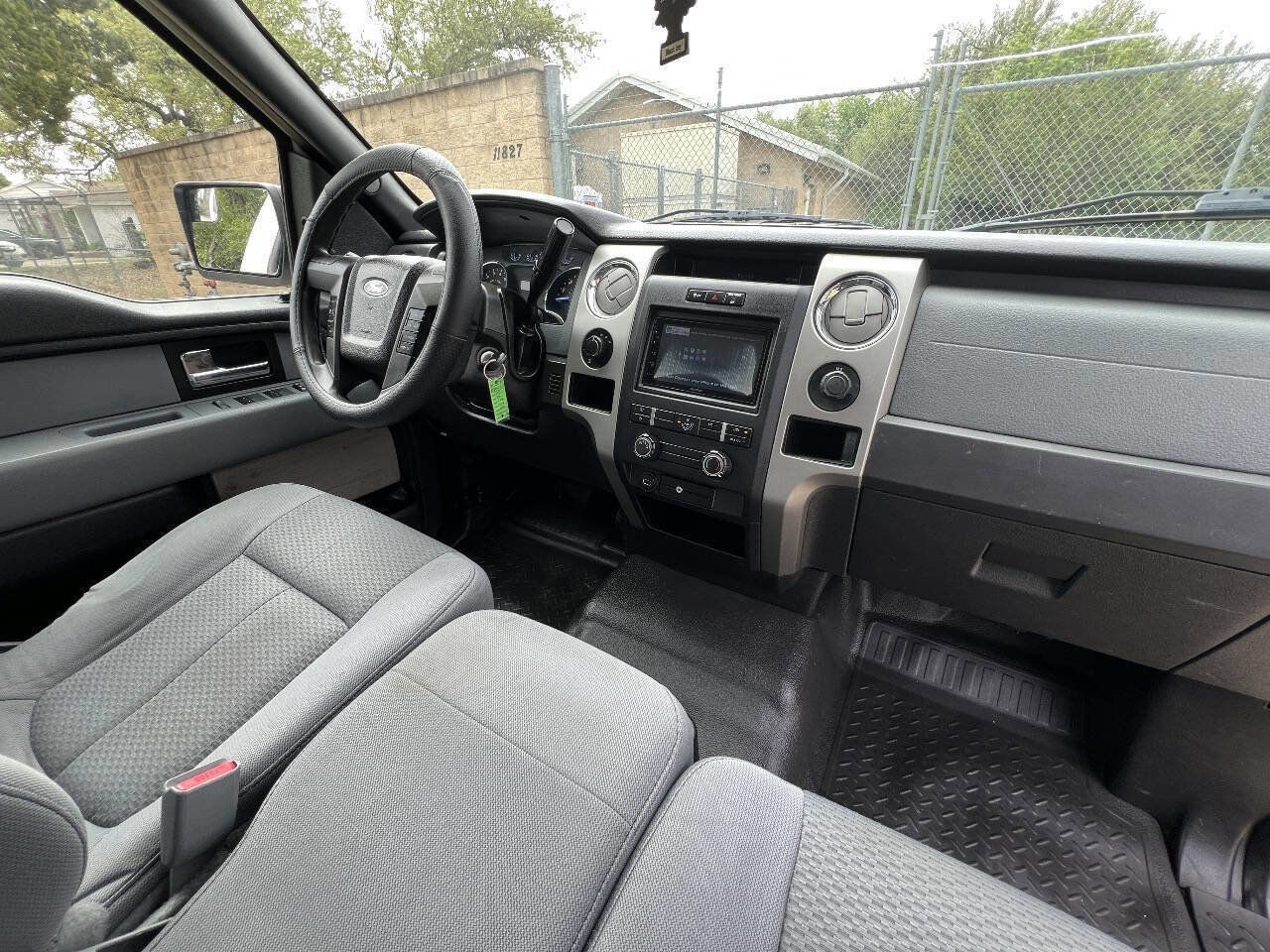 Used 2013 Ford F150 XLT w/ Trailer Tow Pkg image 36