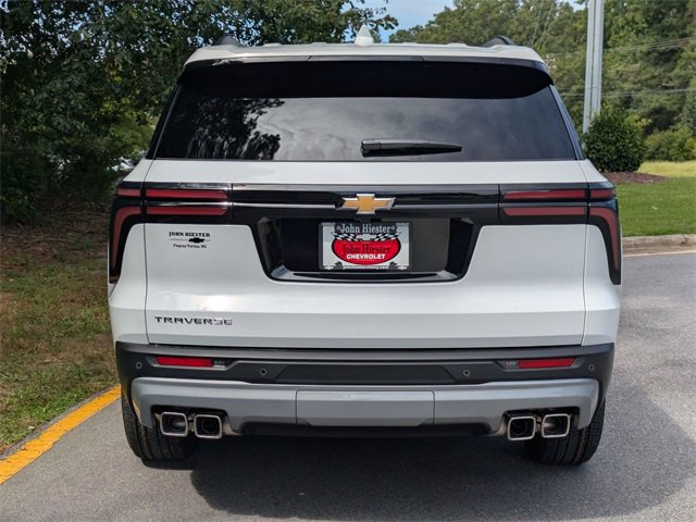 New 2026 Chevrolet Traverse LT image 3