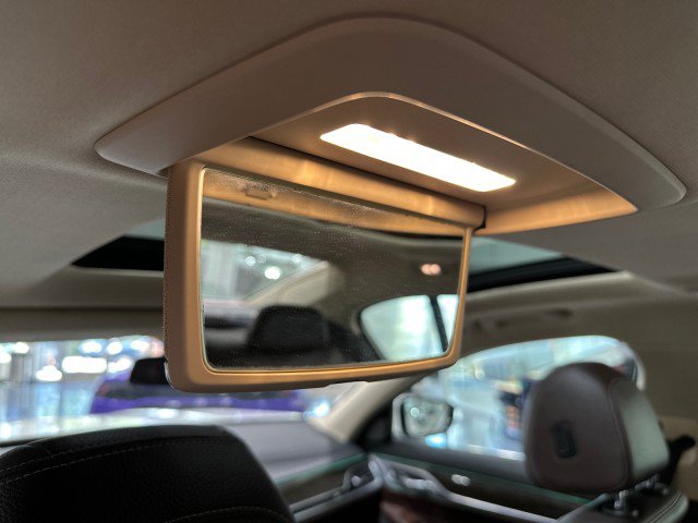 Used 2017 BMW 740i xDrive AWD/4WD image 43