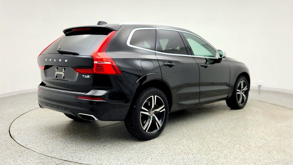 Used 2018 Volvo XC60 T6 R-Design w/ Convenience Package image 5