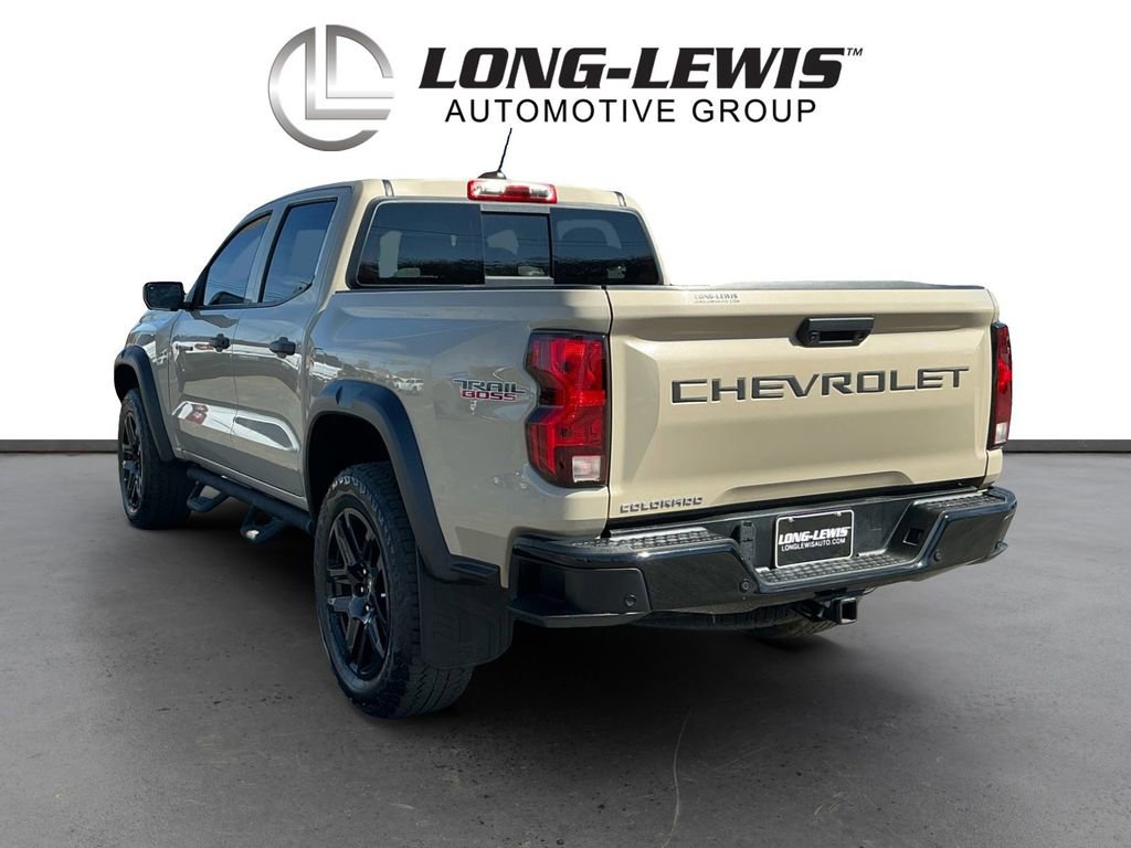 Used 2023 Chevrolet Colorado Trail Boss w/ Technology Package AWD/4WD image 4
