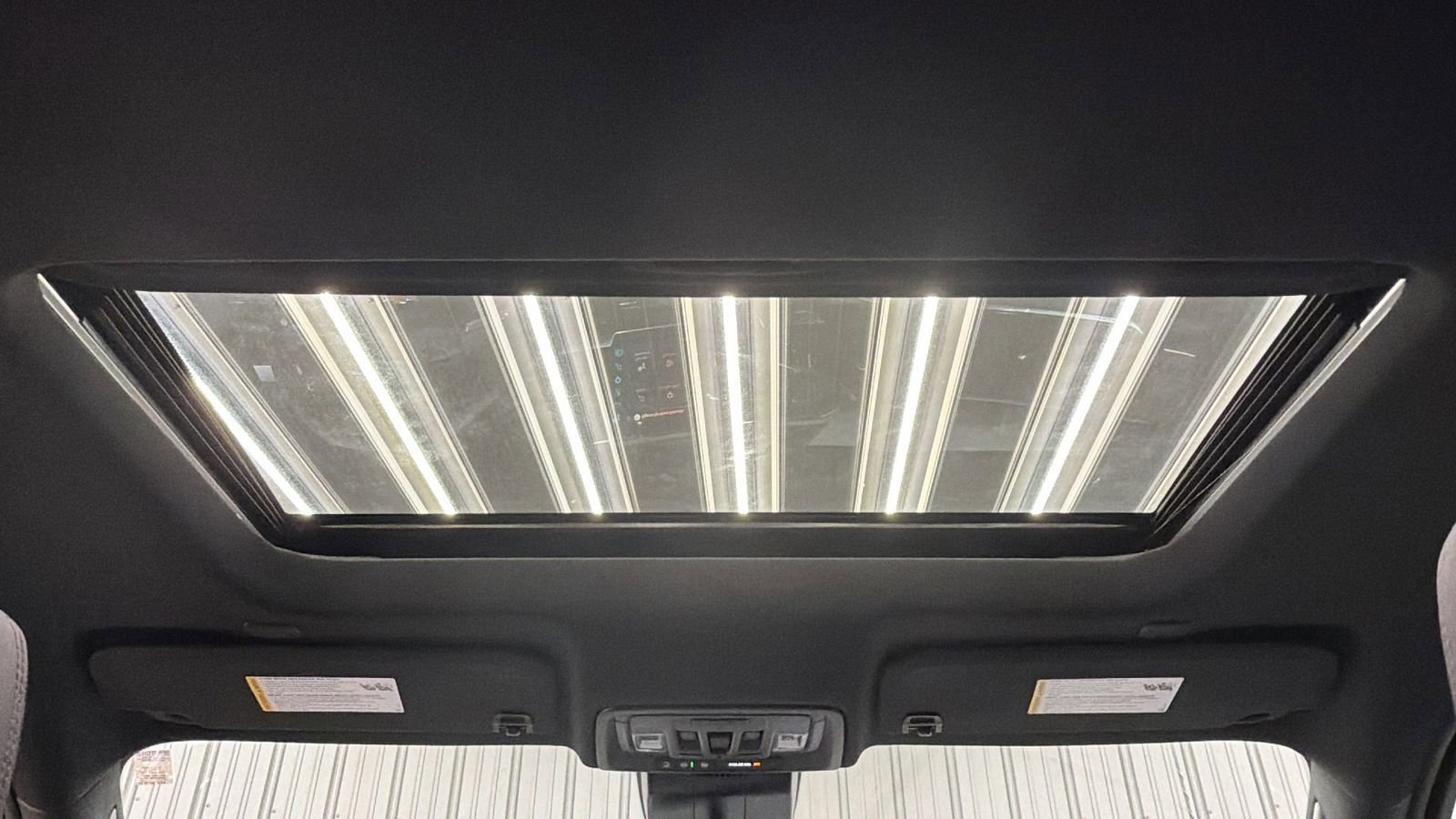 Used 2025 Chevrolet Silverado 2500 High Country w/ Technology Package image 35