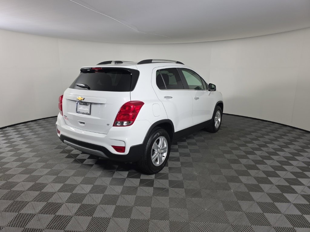Used 2019 Chevrolet Trax LT w/ LT Convenience Package image 5