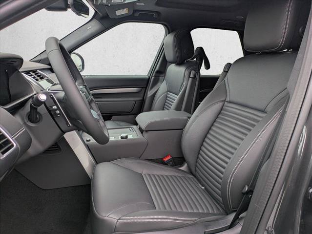 New 2025 Land Rover Discovery Dynamic SE AWD/4WD image 4