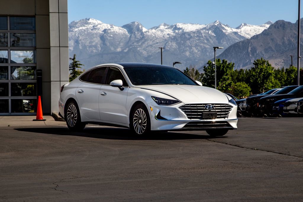 Used 2022 Hyundai Sonata Limited FWD image 7