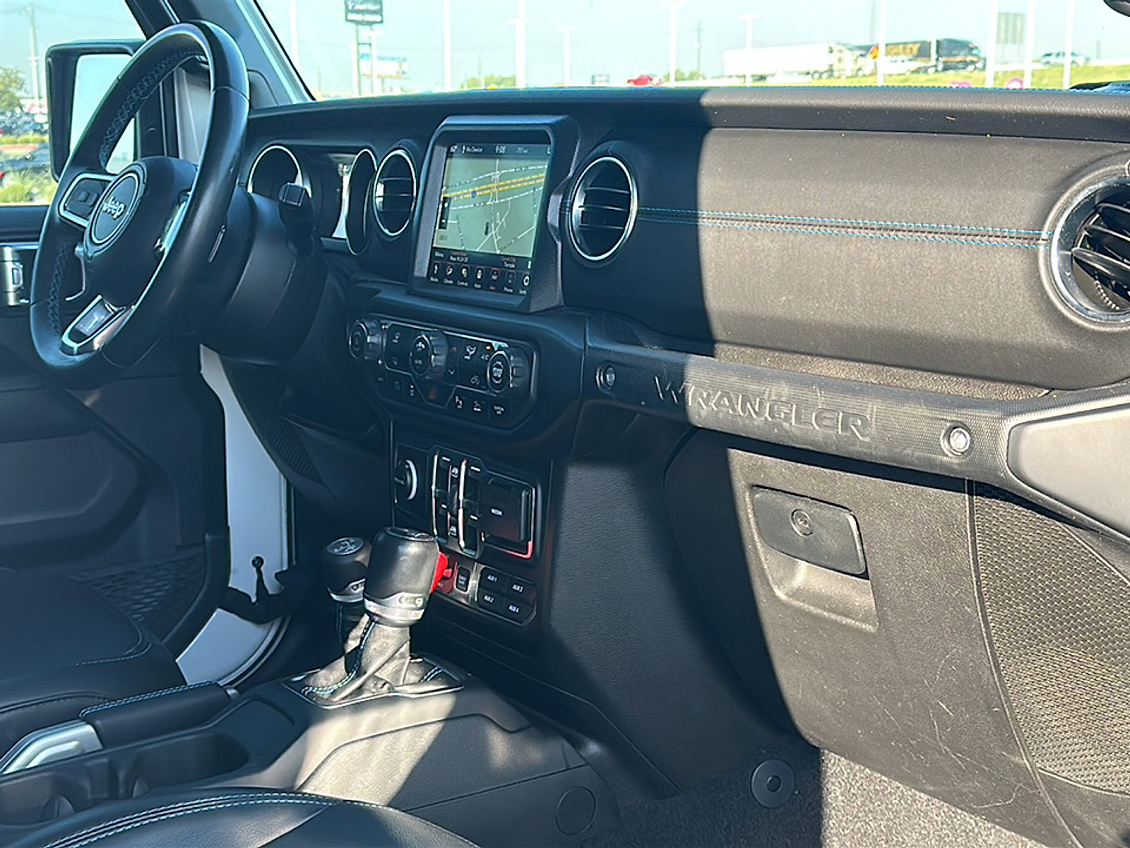 Used 2021 Jeep Wrangler Unlimited Rubicon 4xe w/ Safety Group image 22