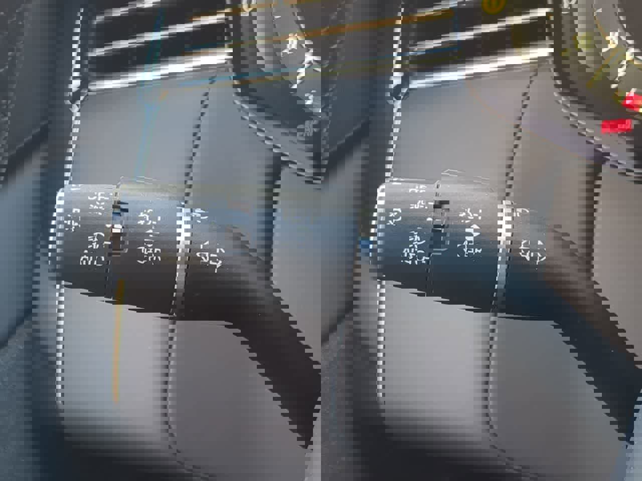 Used 2025 Land Rover Range Rover Sport SE image 28