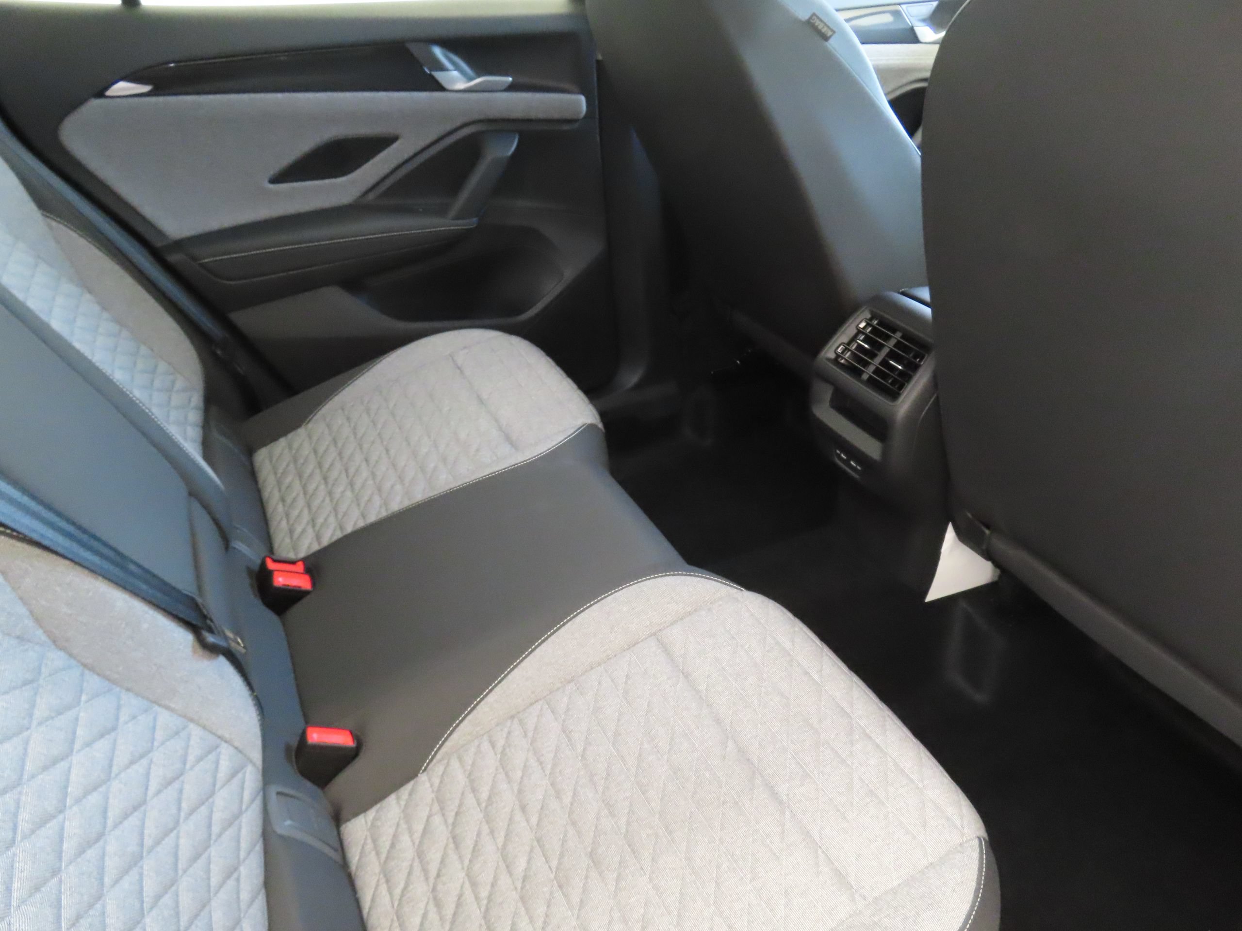 New 2026 Volkswagen Tiguan S FWD image 23