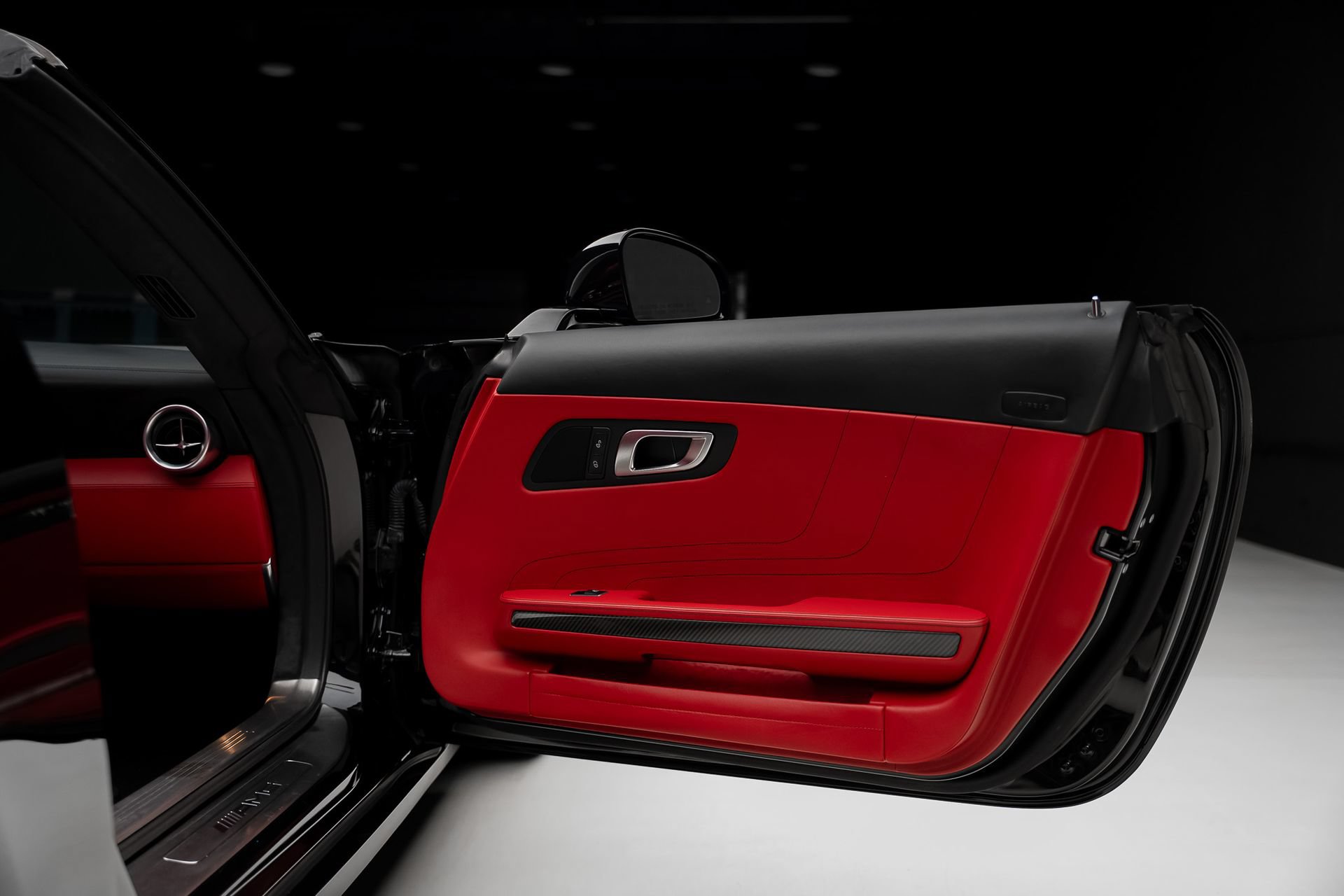 Used 2012 Mercedes-Benz SLS AMG Roadster image 67