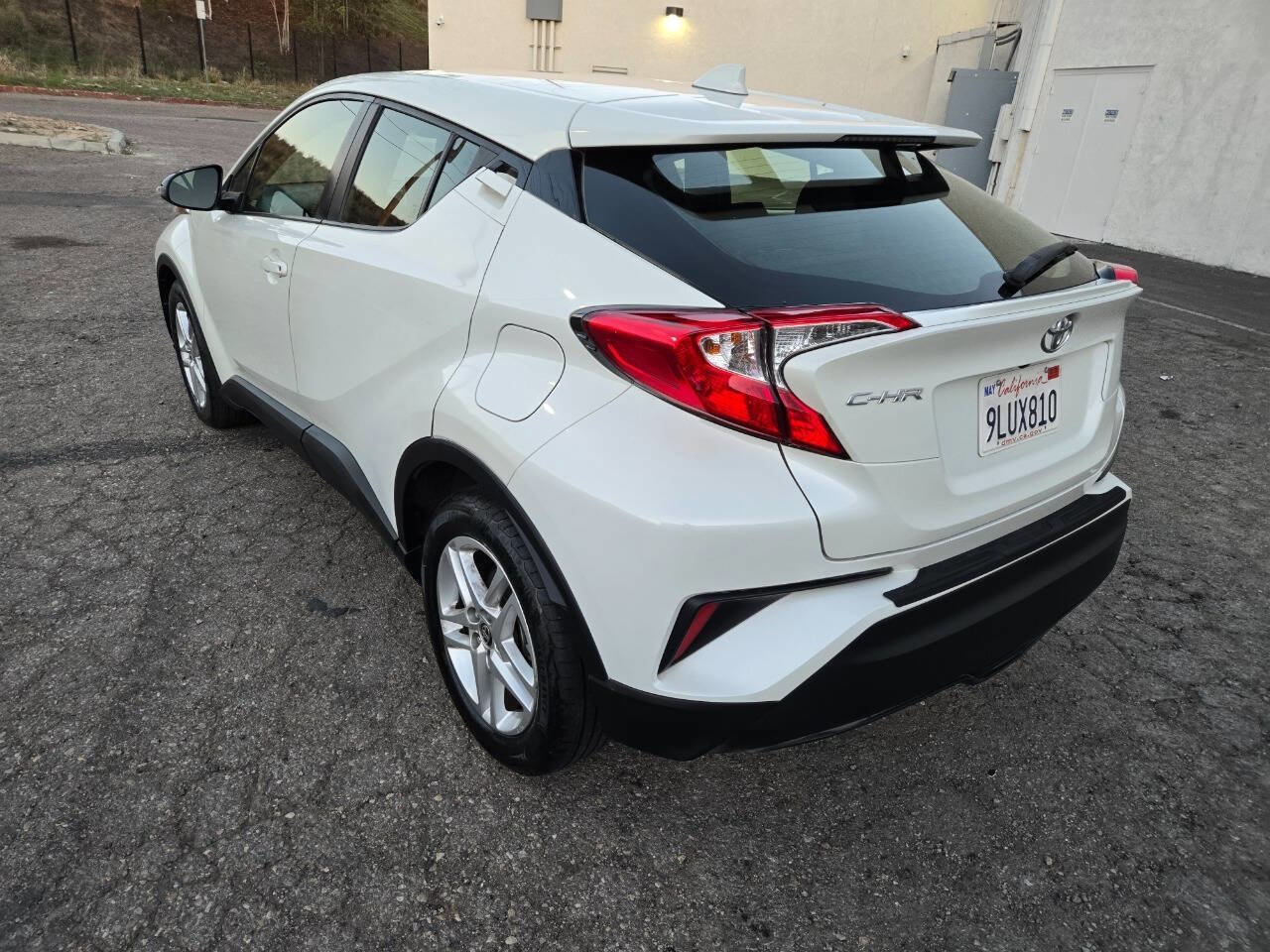 Used 2021 Toyota C-HR LE image 13
