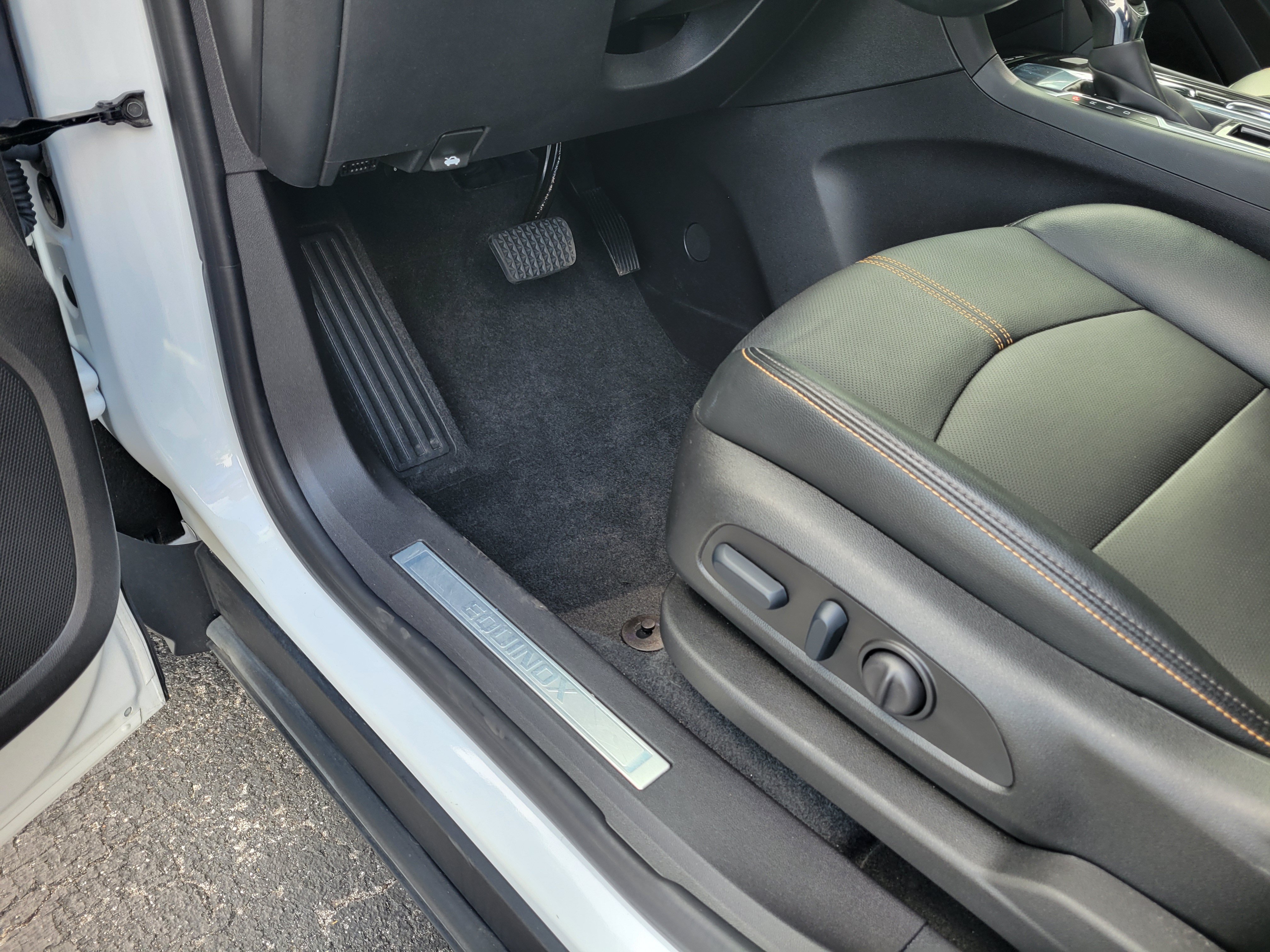 Certified 2024 Chevrolet Equinox Premier w/ LPO, Floor Liner Package FWD image 26