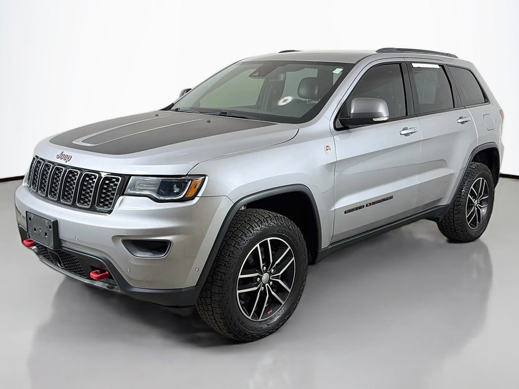 Used 2018 Jeep Grand Cherokee Trailhawk w/ Trailhawk Luxury Group AWD/4WD image 13