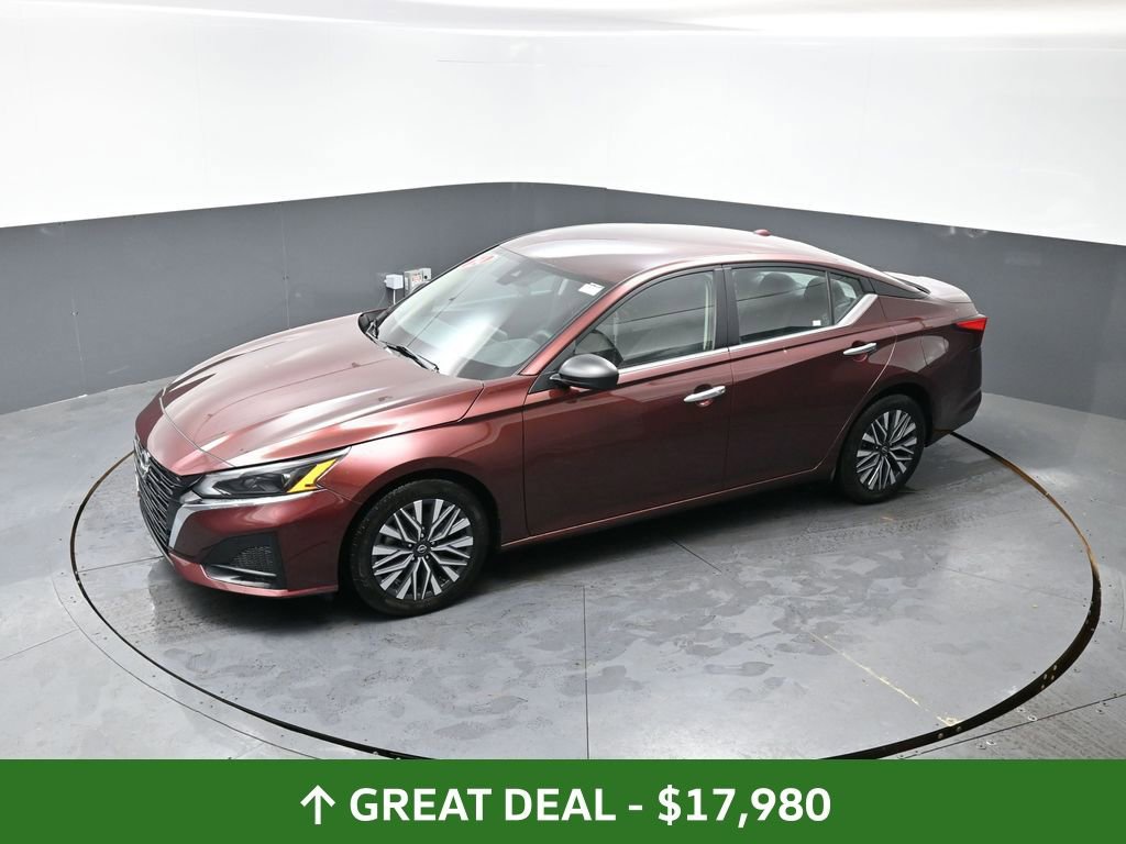 Used 2024 Nissan Altima 2.5 SV image 46