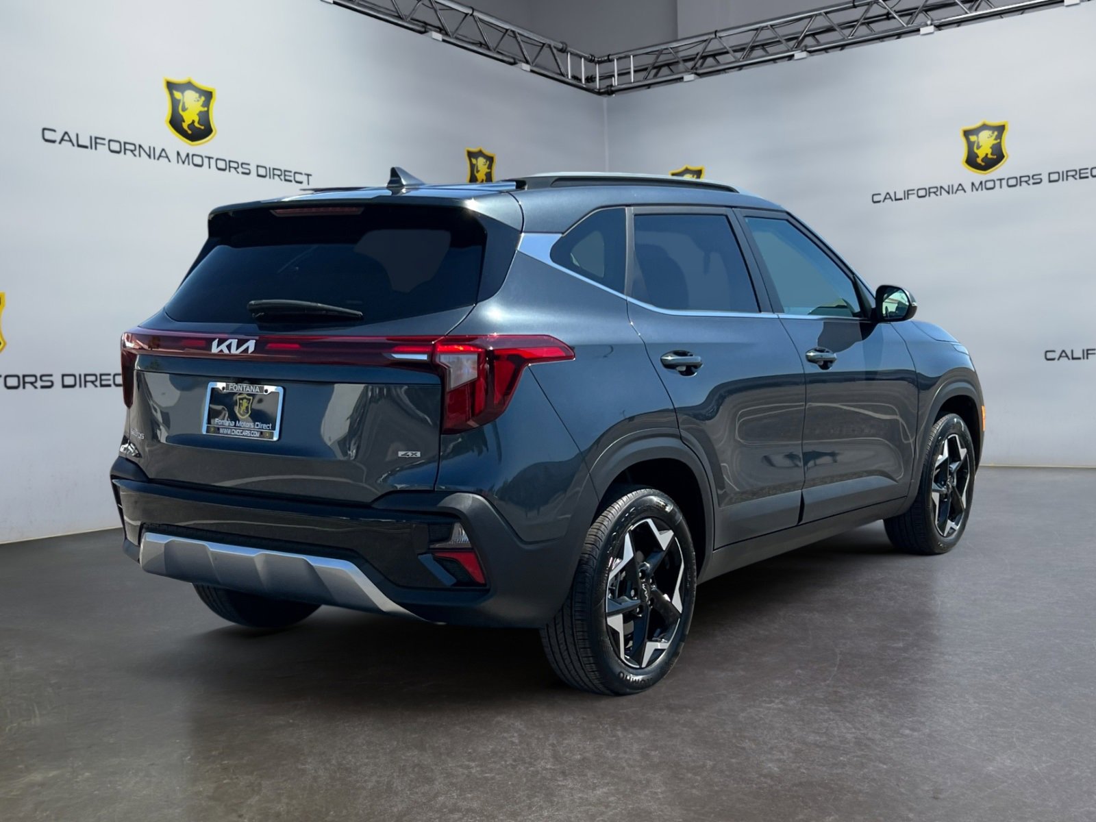 Used 2024 Kia Seltos EX image 5