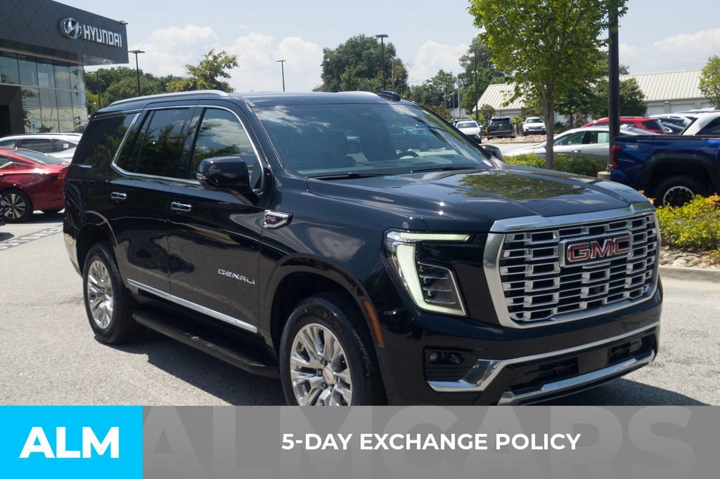 Used 2025 GMC Yukon Denali AWD/4WD image 3