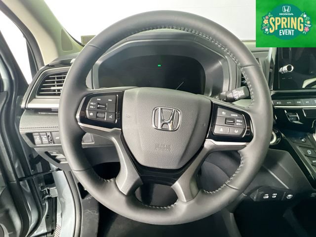 New 2026 Honda Odyssey Touring image 11