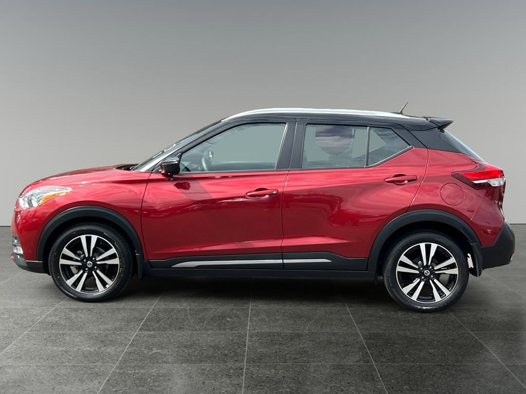 Used 2019 Nissan Kicks SR w/ SR Premium Package image 4