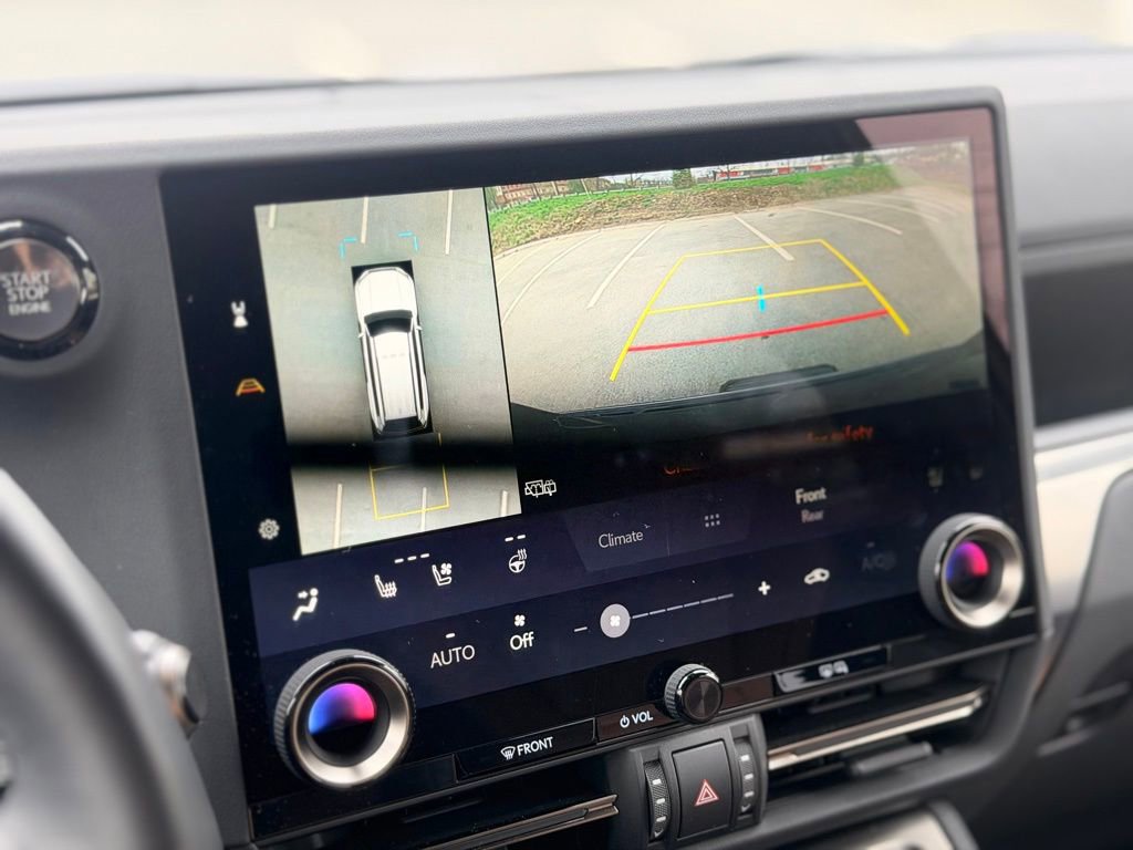 Used 2024 Lexus GX 550 w/ Accessory Package (Z1) image 21