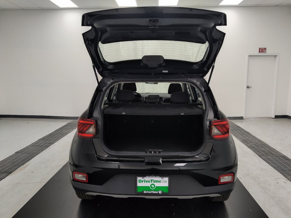 Used 2022 Hyundai Venue SEL FWD image 29