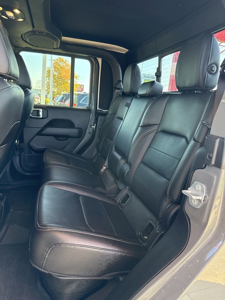 Used 2021 Jeep Gladiator Overland w/ Popular Equipment Package image 19