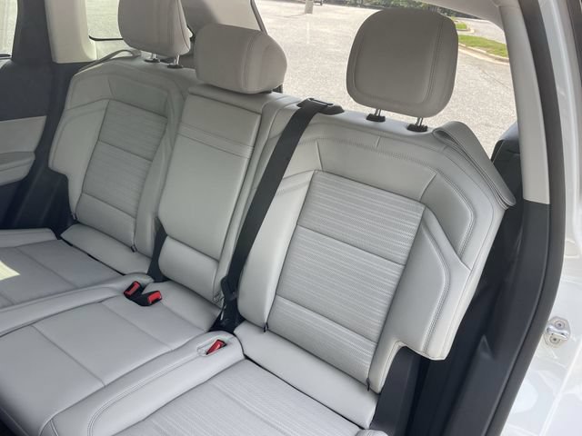 New 2026 Lincoln Nautilus Reserve AWD/4WD image 24