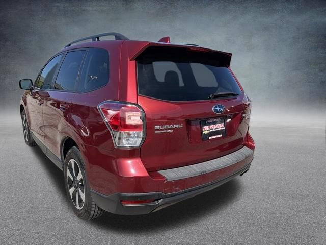 Used 2017 Subaru Forester 2.5i Premium AWD/4WD image 9