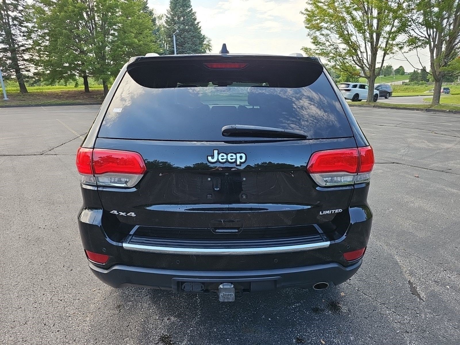 Used 2017 Jeep Grand Cherokee Limited w/ Trailer Tow Group IV AWD/4WD image 5