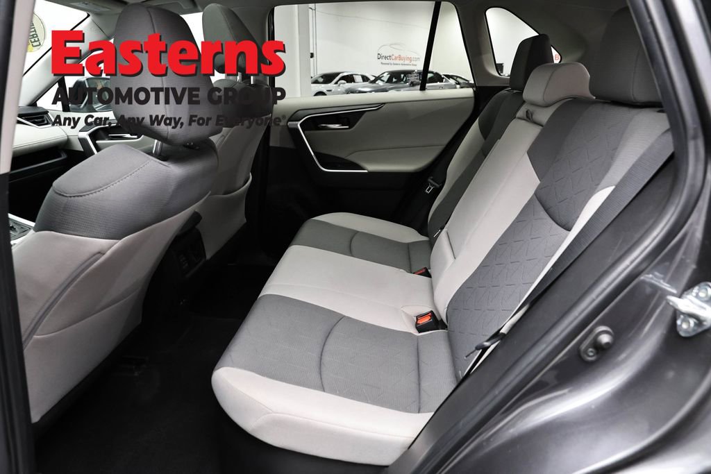 Used 2022 Toyota RAV4 XLE w/ Convenience Package AWD/4WD image 23