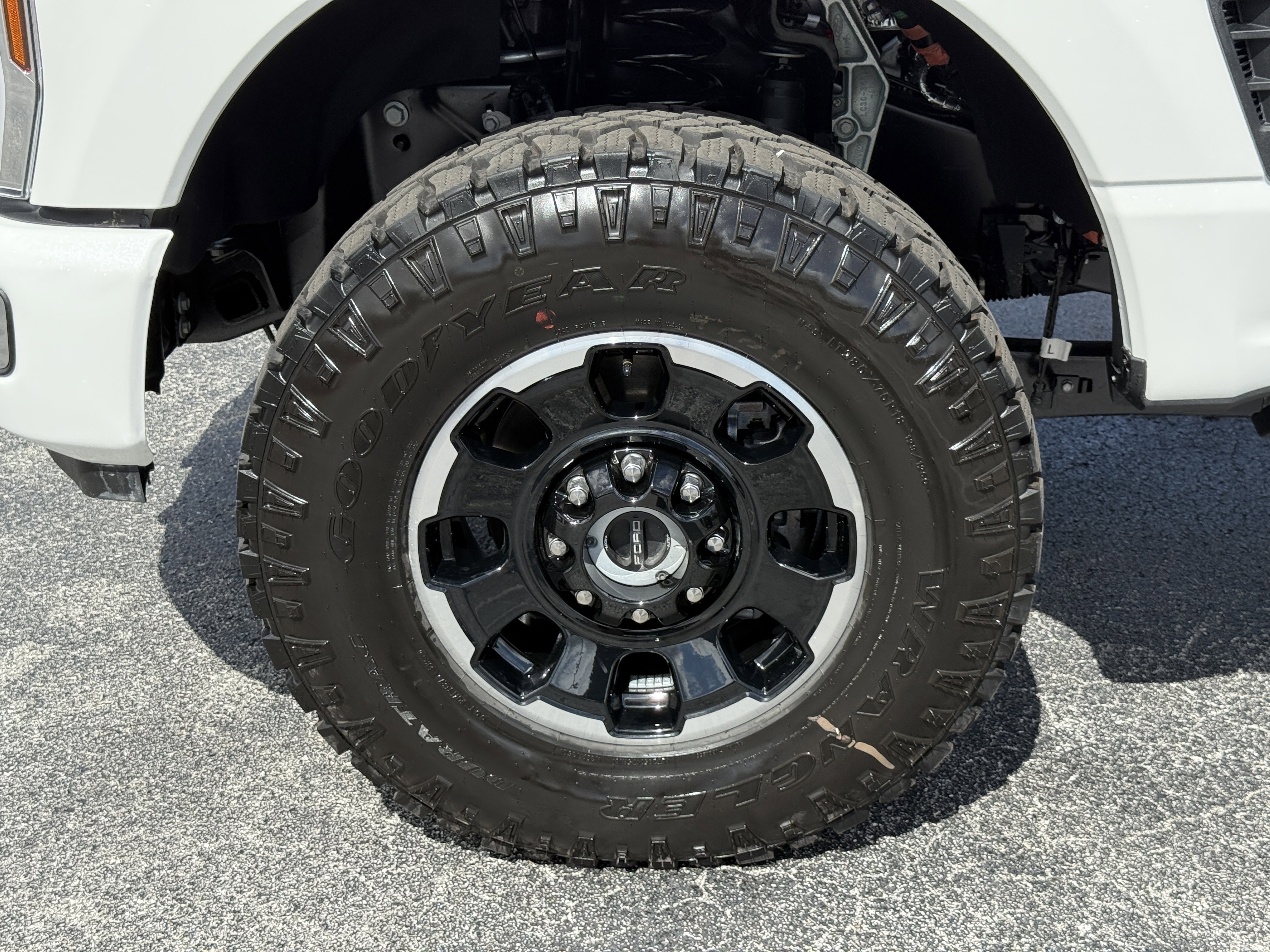 New 2026 Ford F250 Platinum image 32