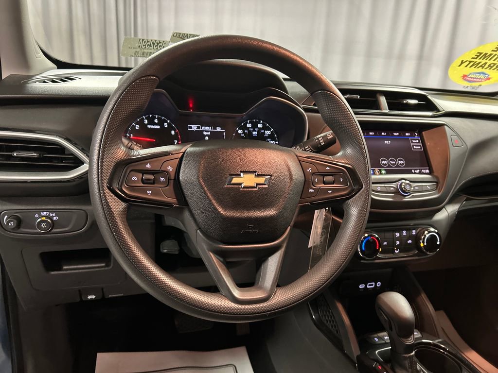 Used 2021 Chevrolet TrailBlazer LS image 15