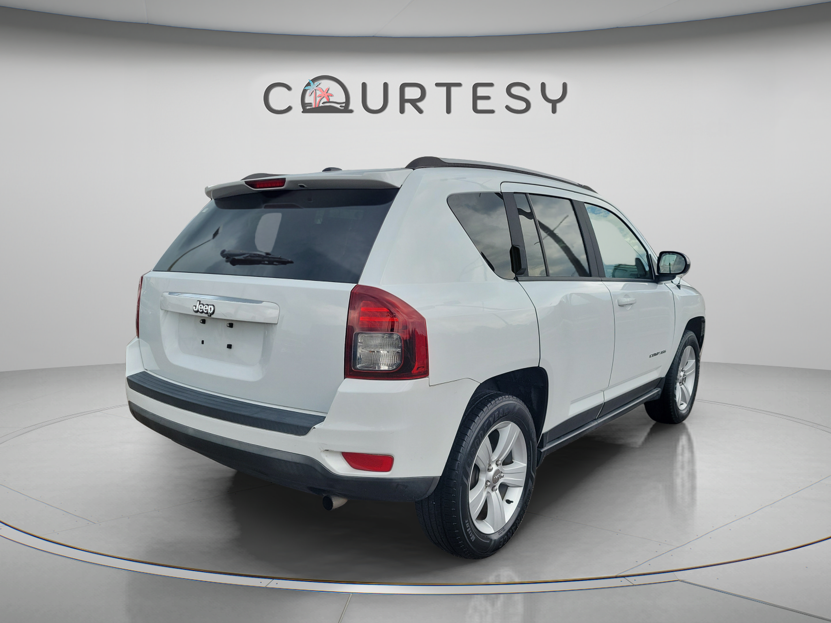 Used 2016 Jeep Compass Sport w/ Power Value Group FWD image 3