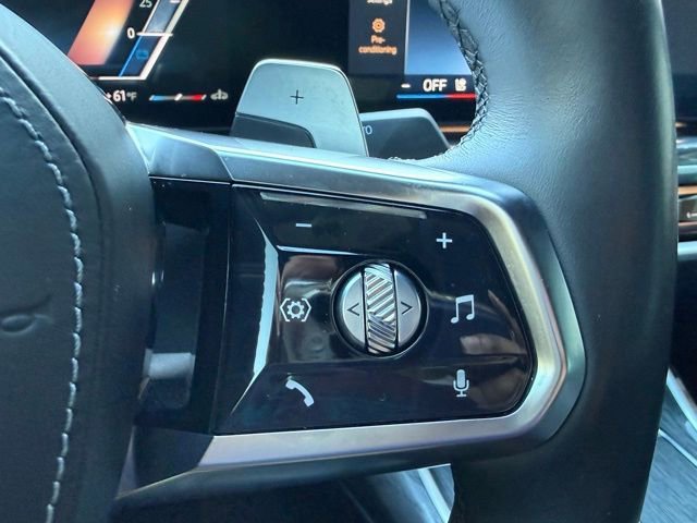 Used 2024 BMW 760i xDrive w/ Premium Package 2 image 19