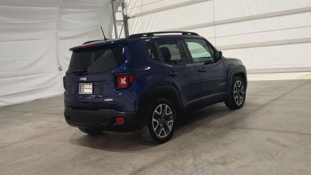 Used 2018 Jeep Renegade Latitude FWD image 4