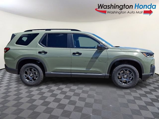 New 2026 Honda Pilot TrailSport image 9