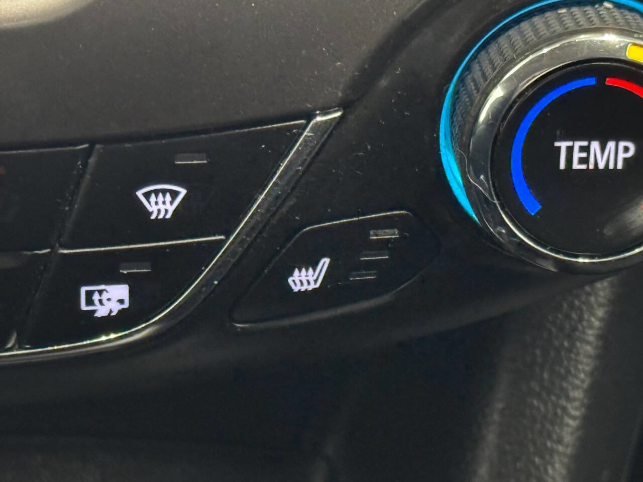 Used 2017 Chevrolet Cruze LT w/ Convenience Package image 37