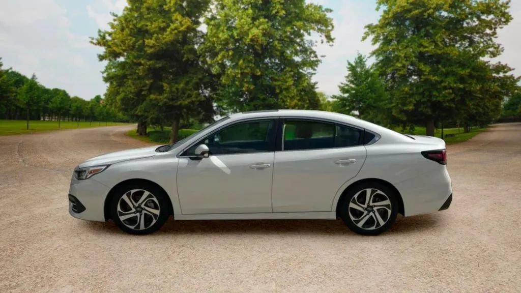 Used 2022 Subaru Legacy Limited AWD/4WD image 5