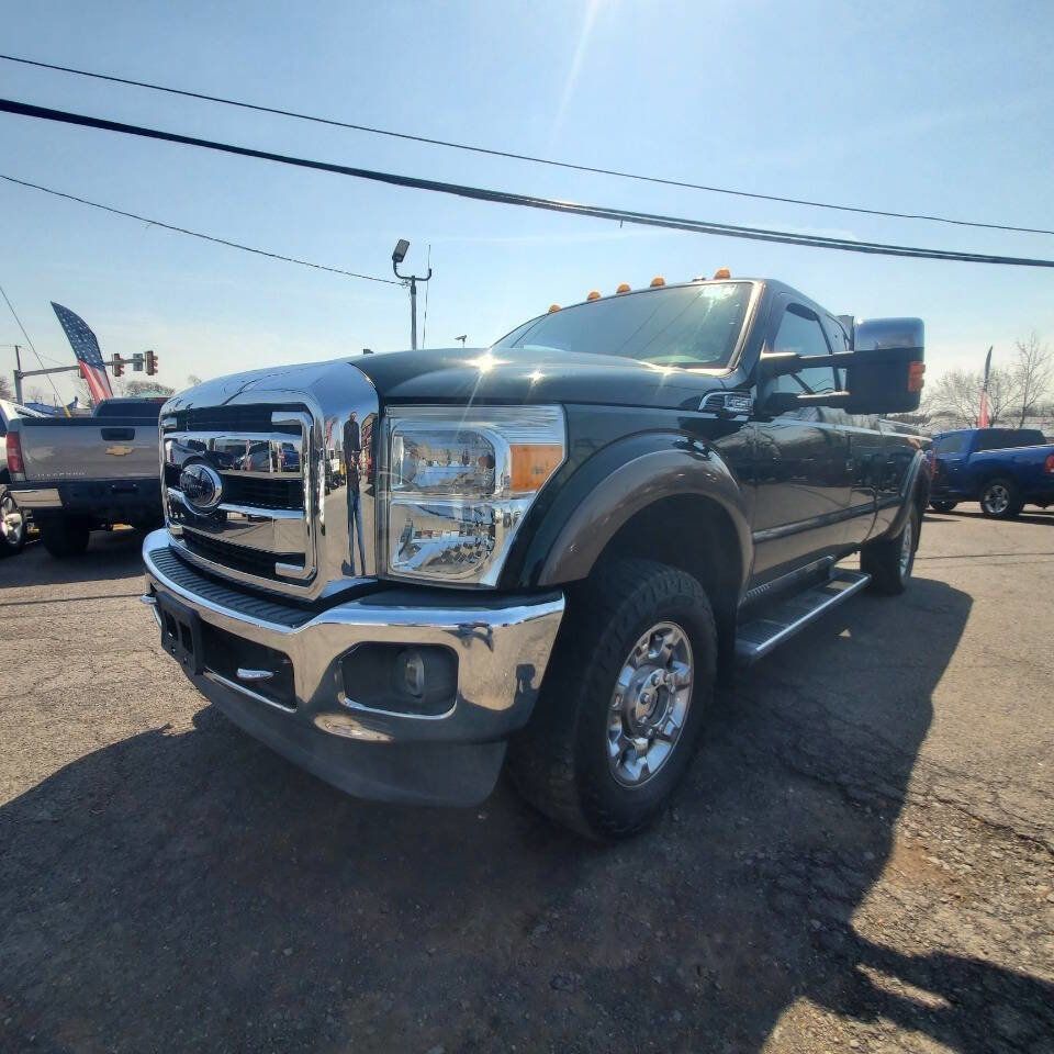 Used 2016 Ford F250 Lariat w/ Chrome Package image 1